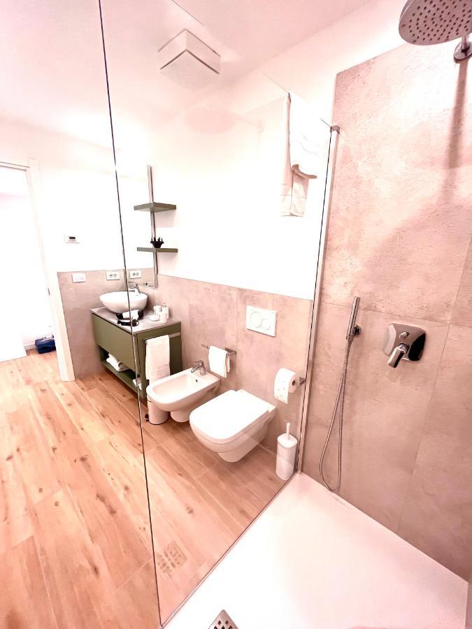 Berengario Suites Torri Del Benaco Buitenkant foto